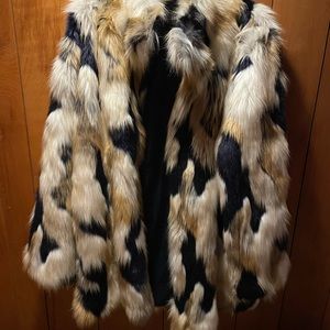 DONNA SALYERS FAUX FUR MINT CONDITION!